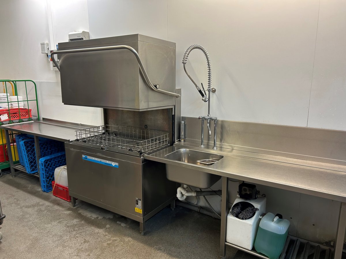 Installierte Großküche – Referenzprojekt MM Großküchentechnik in Schwerin und Umgebung (Bild 9)