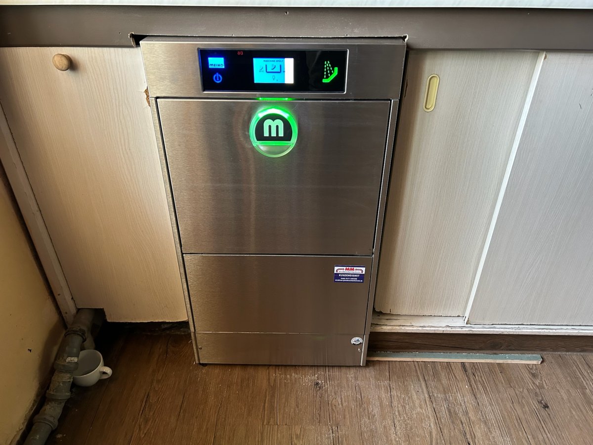 Spültechnik-Installation – Referenzprojekt MM Großküchentechnik in Schwerin und Umgebung (Bild 19)
